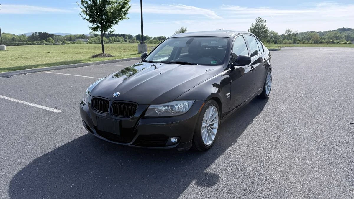 2011 BMW E90 3 Series Sedan - Image 3 of 24