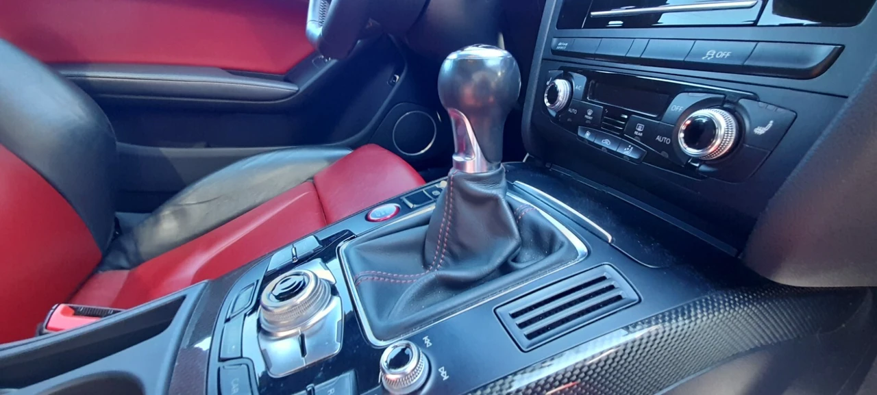 2015 Audi B8 S5 - Image 16 of 24