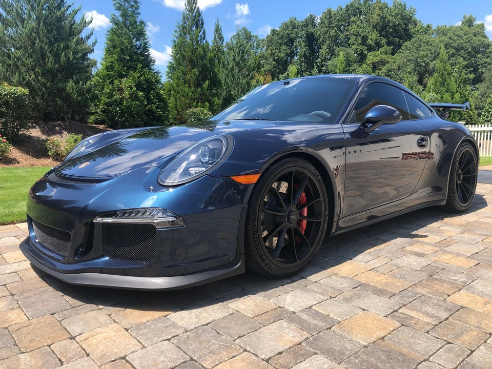 2015 Porsche 991 GT3 - Image 17 of 18