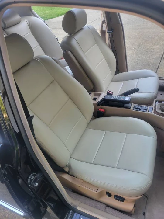 1990 BMW E32 7 Series - Image 7 of 14