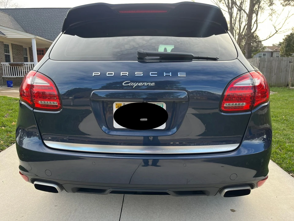 2014 Porsche 958 Cayenne - Image 4 of 10