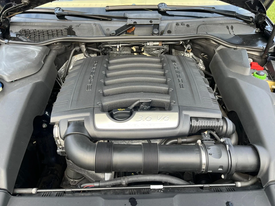 2014 Porsche 958 Cayenne - Image 5 of 10