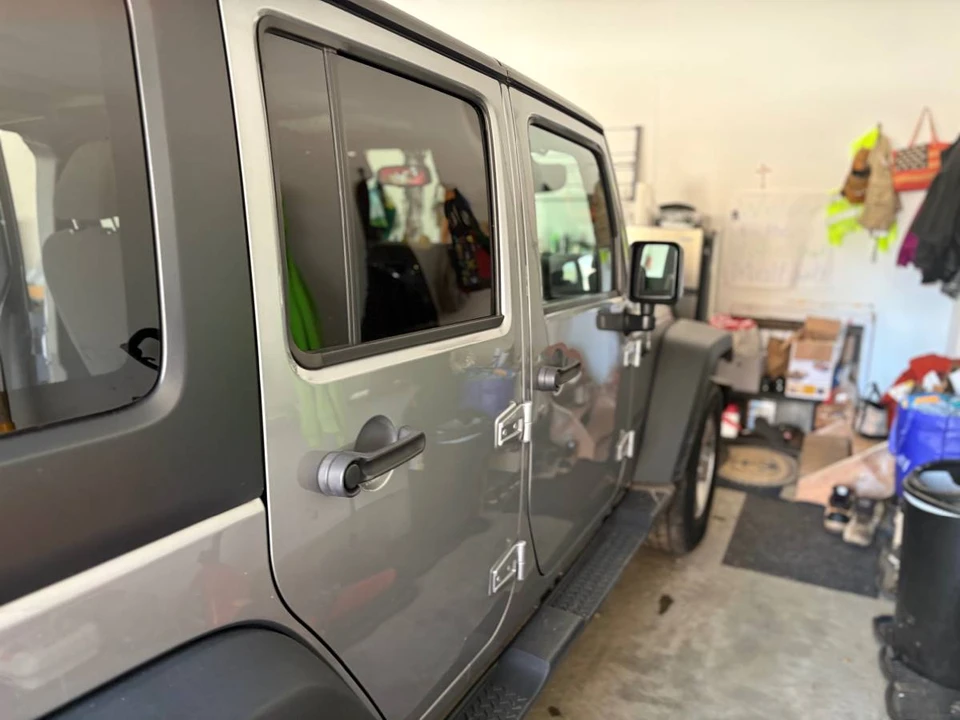 2017 Jeep - Image 14 of 19