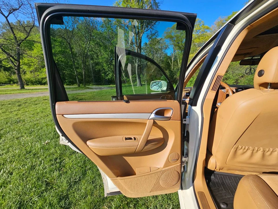 2008 Porsche 955/957 Cayenne GTS - Image 7 of 24
