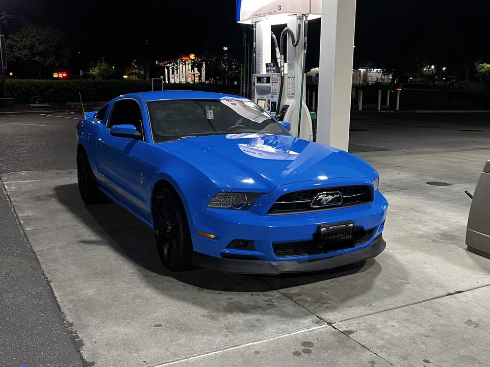2013 Ford S197 Mustang - Image 2 of 6