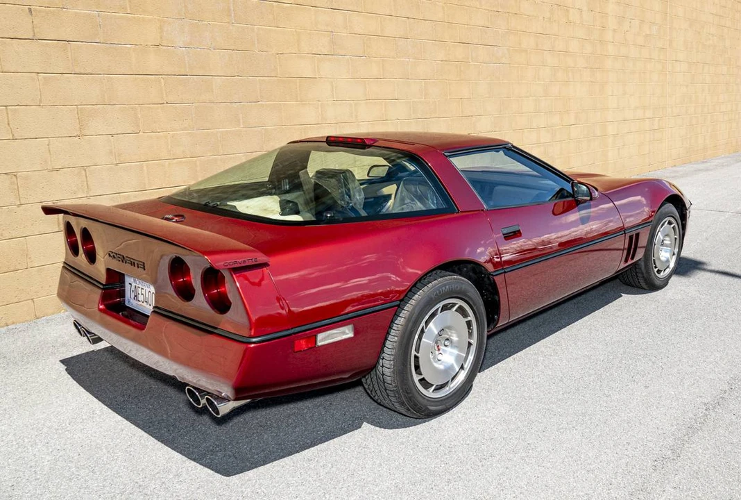 1986 Chevrolet Corvette C4 - Image 6 of 19