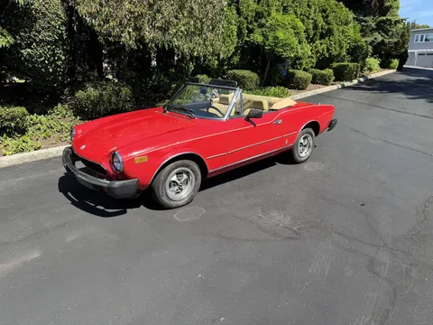 1979 Fiat 2000 Spider