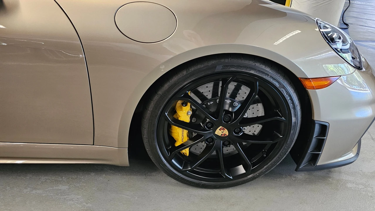 2024 Porsche 718 Boxster Spyder - Image 5 of 9