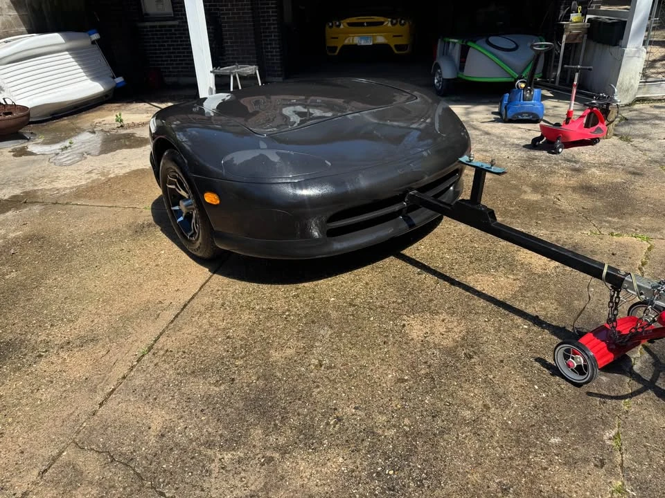 Dodge Viper - Image 2 of 6