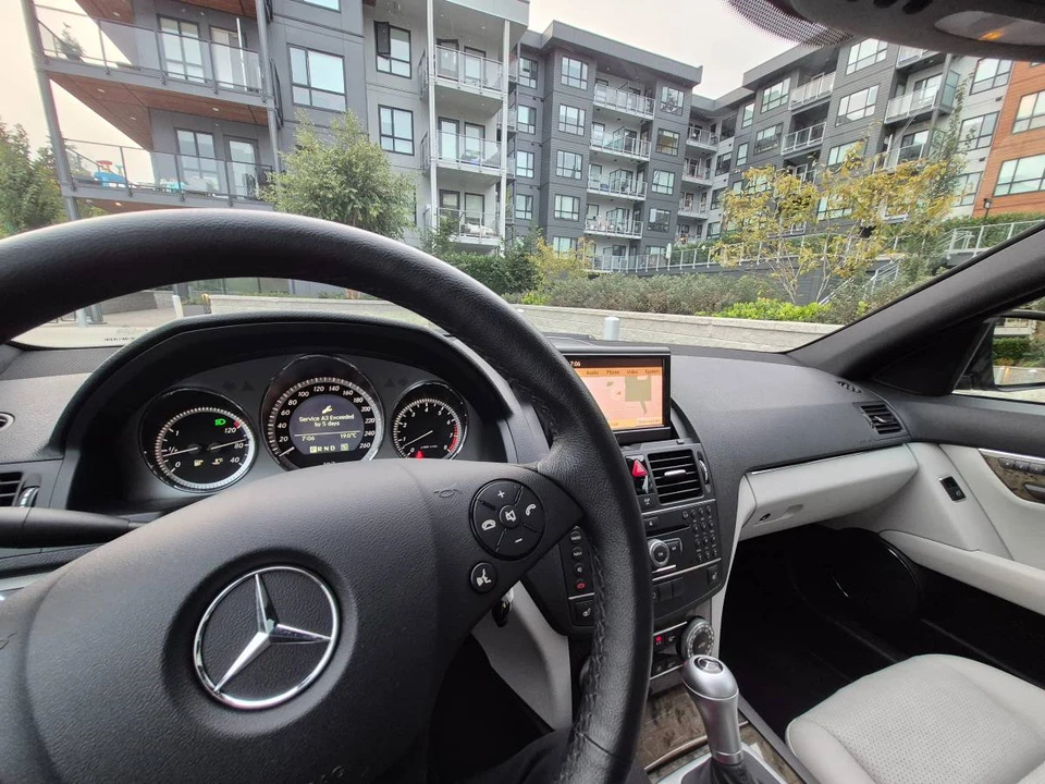 2009 Mercedes-Benz W204 C-Class - Image 15 of 18