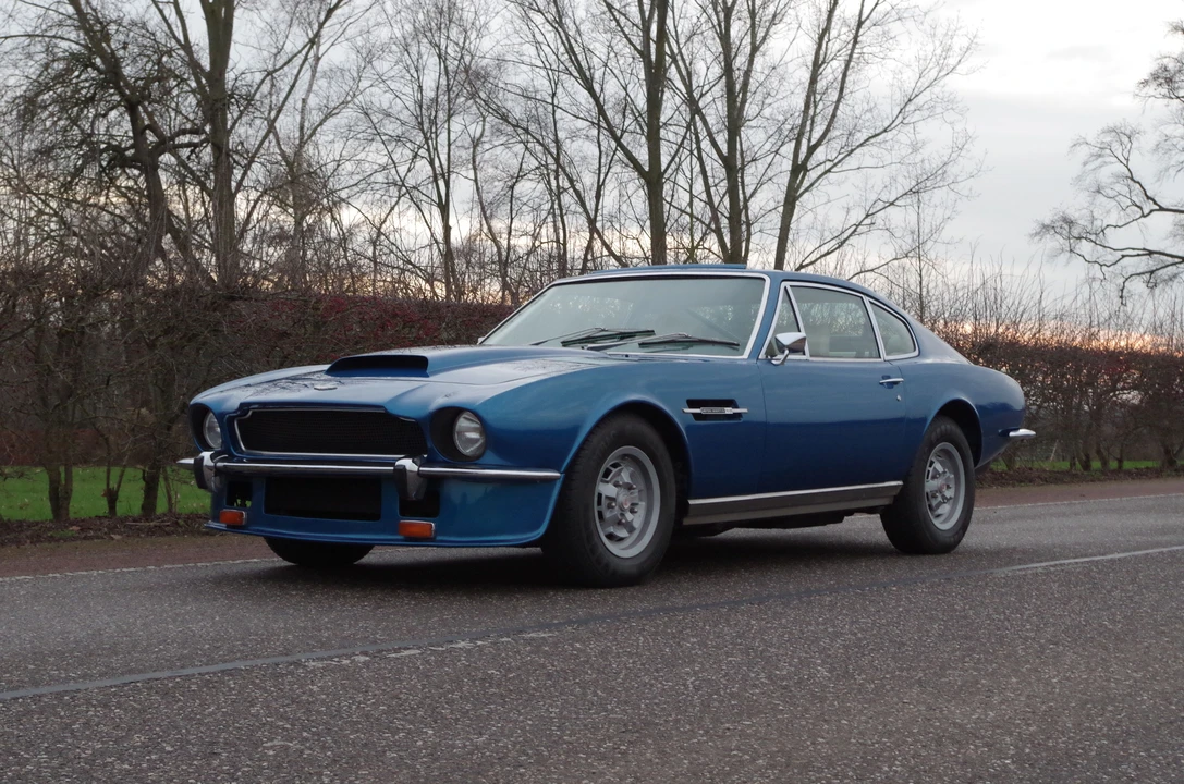 Aston Martin AM V8 - Image 4 of 22