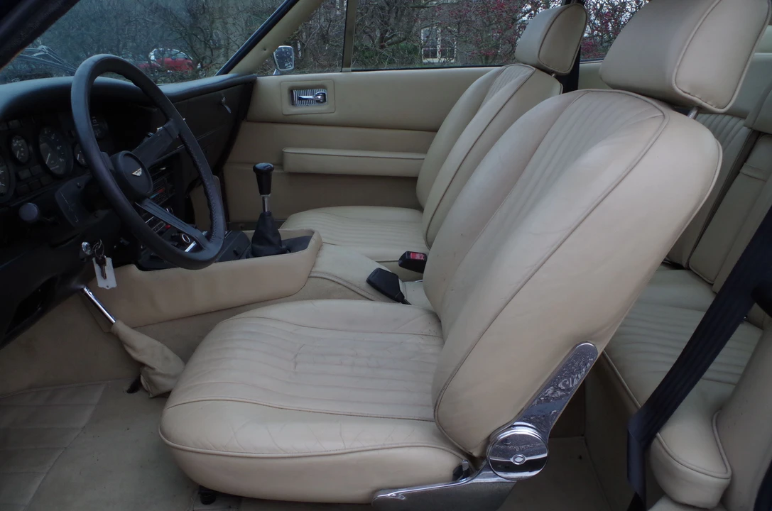 Aston Martin AM V8 - Image 18 of 22