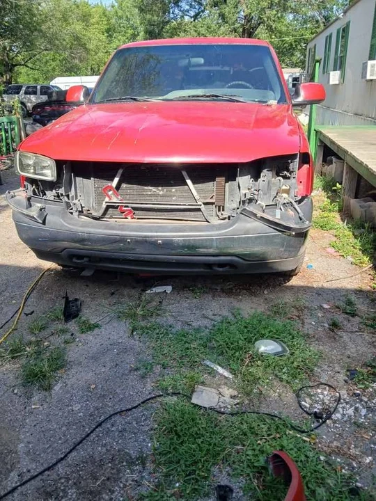 GMC C/K - Image 2 of 5