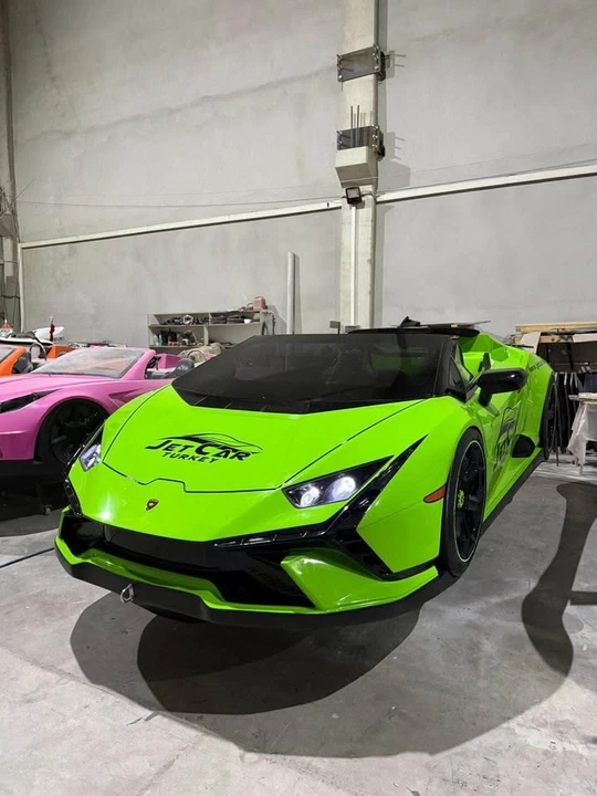 2025 Lamborghini Huracan - Image 6 of 7