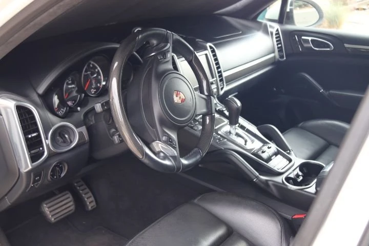 2013 Porsche 958 Cayenne Turbo - Image 4 of 31