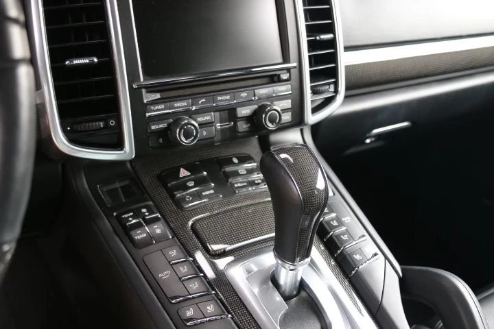 2013 Porsche 958 Cayenne Turbo - Image 6 of 31
