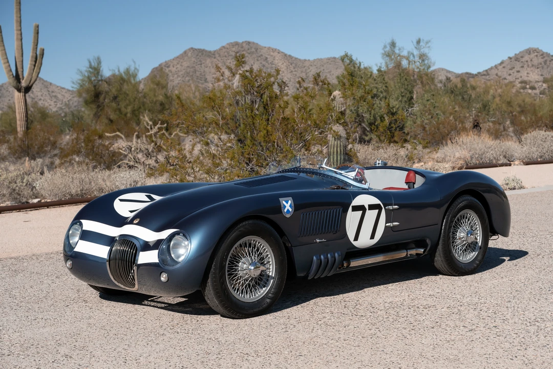 Jaguar Replica - Image 7 of 31