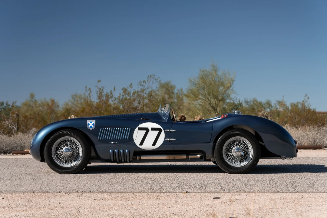 Jaguar Replica - Image 10 of 31