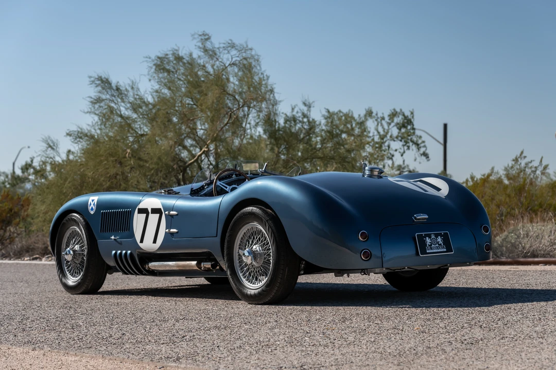 Jaguar Replica - Image 14 of 31