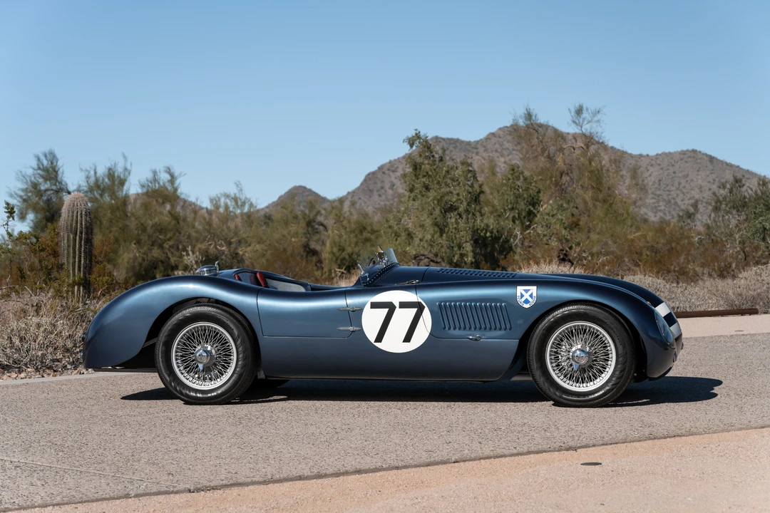 Jaguar Replica - Image 22 of 31