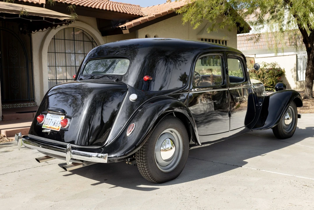 1954 Citroen Traction Avant - Image 5 of 31