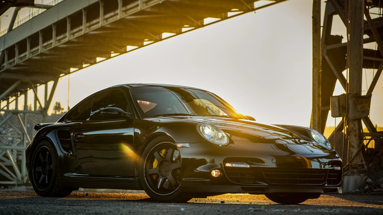 2007 Porsche 997 Turbo - Image 16 of 31