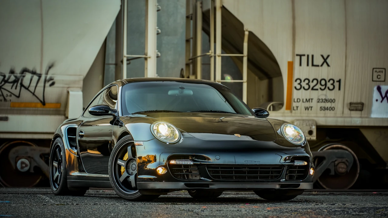 2007 Porsche 997 Turbo - Image 11 of 31