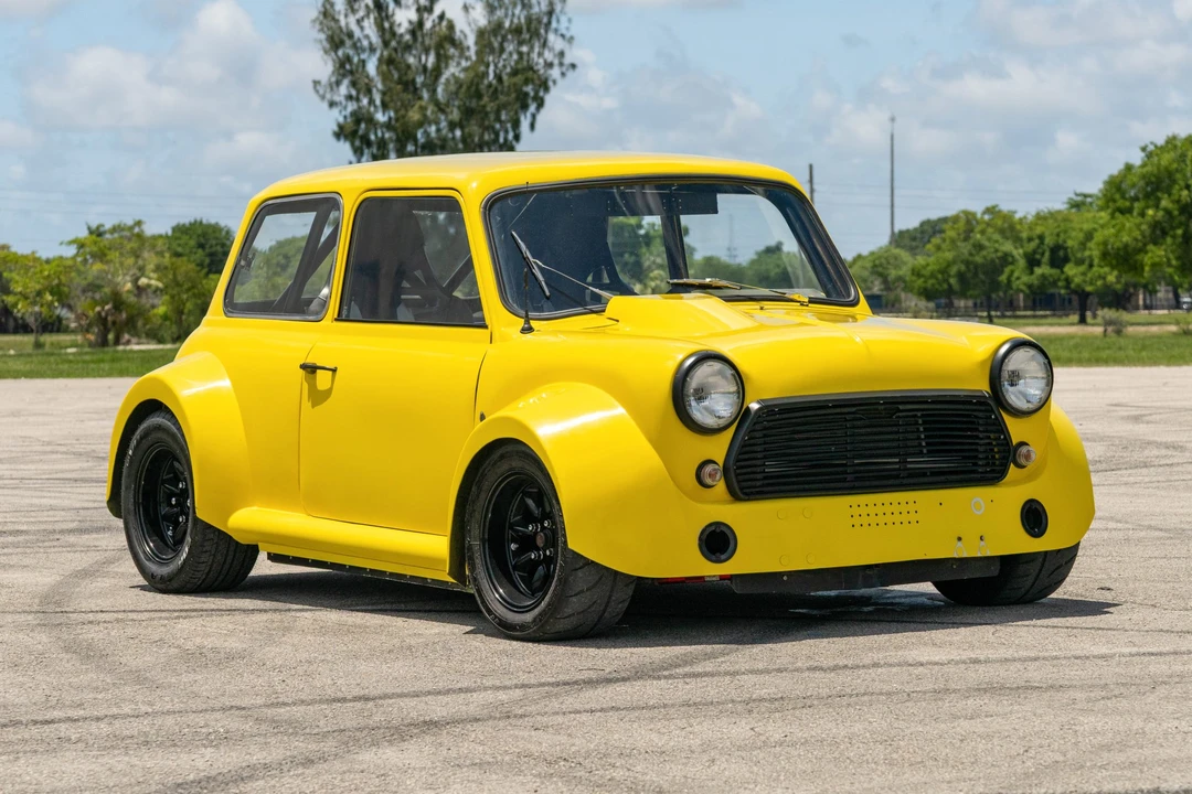Mini Mini Mark III - Image 4 of 31