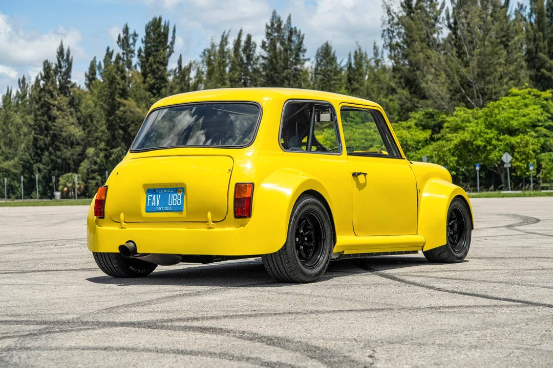 Mini Mini Mark III - Image 6 of 31