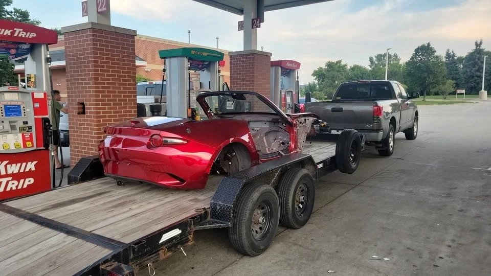 2019 Mazda ND MX-5 Miata - Image 2 of 8