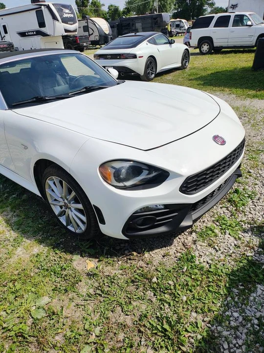 2017 Fiat 124 Spider - Image 9 of 16