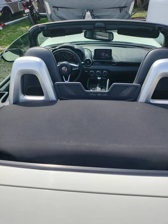 2017 Fiat 124 Spider - Image 13 of 16