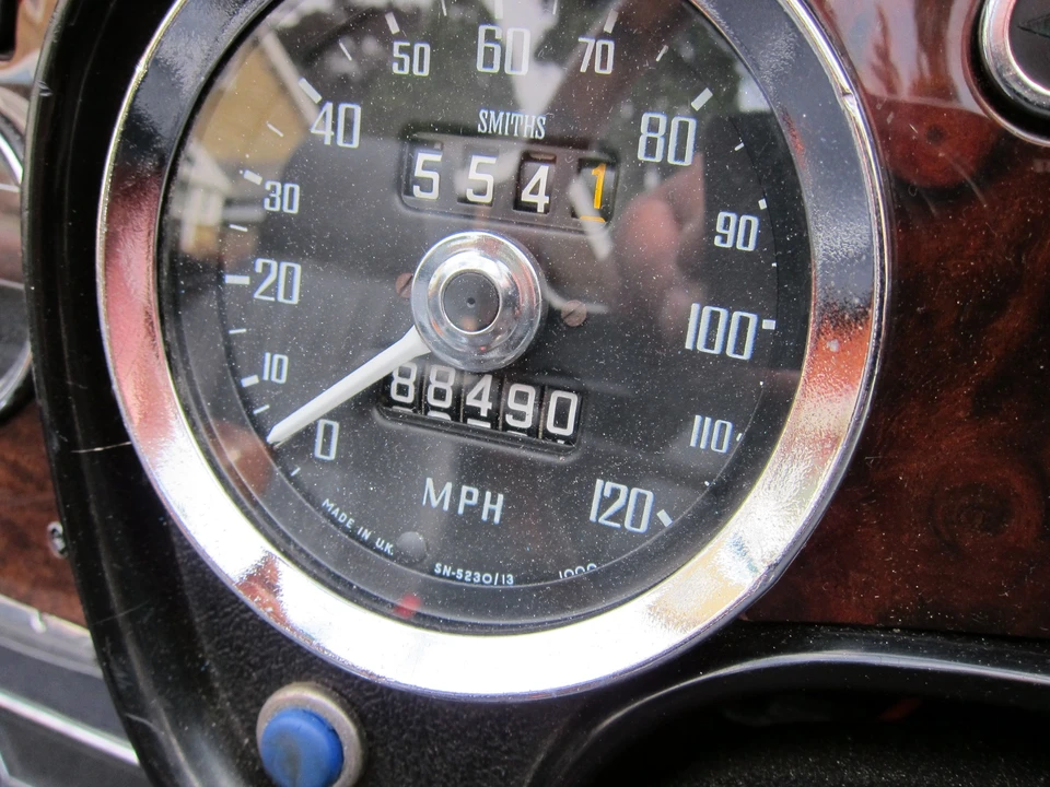 2010 MG MGB Roadster - Image 9 of 31