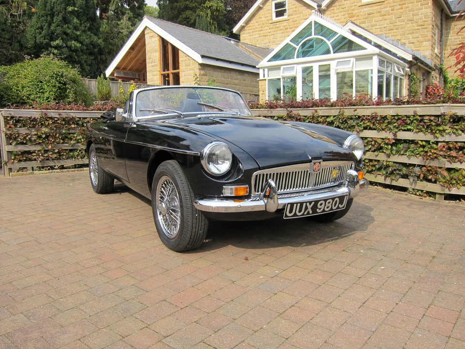 2010 MG MGB Roadster - Image 14 of 31