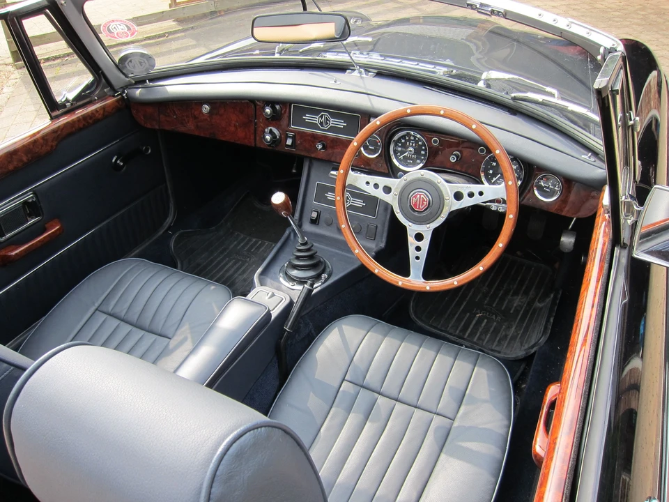 2010 MG MGB Roadster - Image 21 of 31