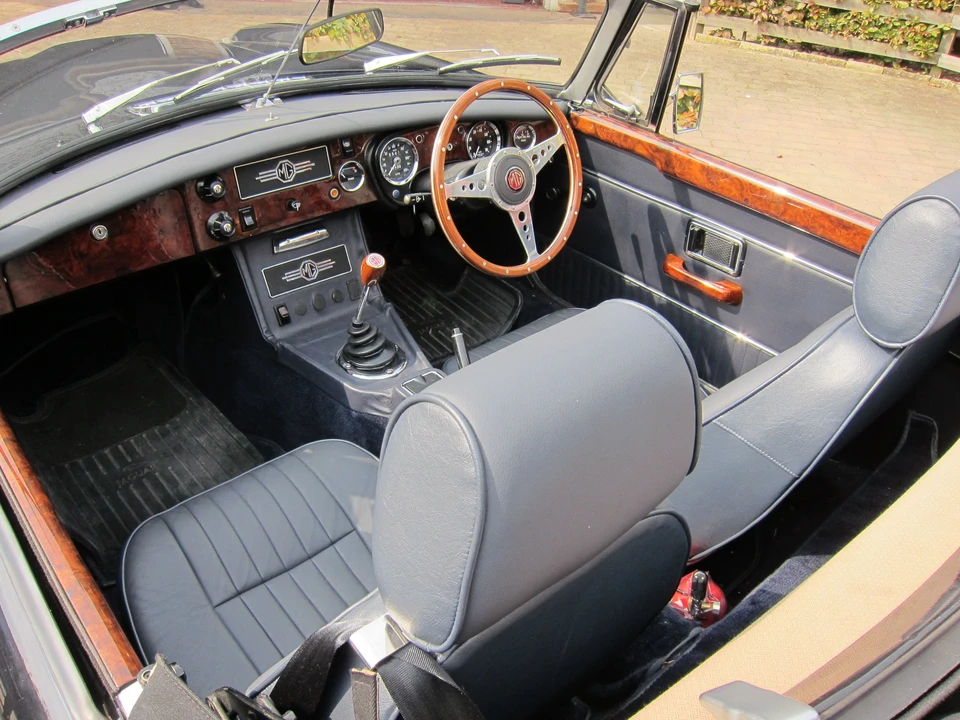 2010 MG MGB Roadster - Image 23 of 31