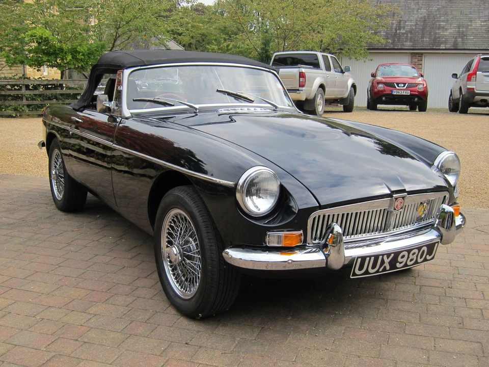 2010 MG MGB Roadster - Image 5 of 31