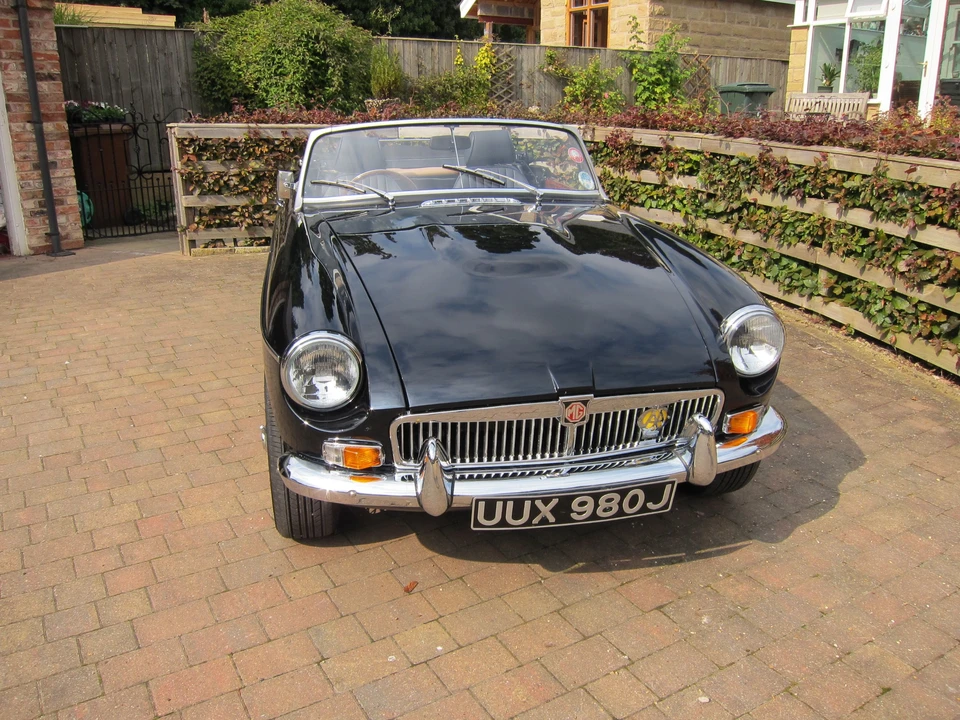 2010 MG MGB Roadster - Image 13 of 31