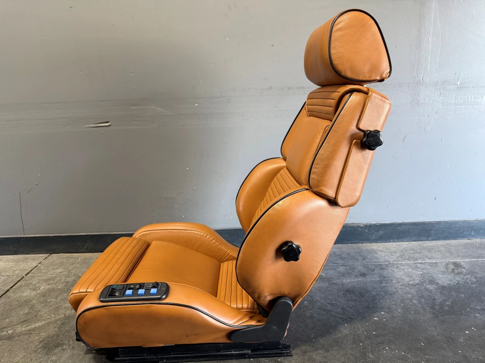 Parts & Memorabilia Seats & Interior - Image 31 of 31