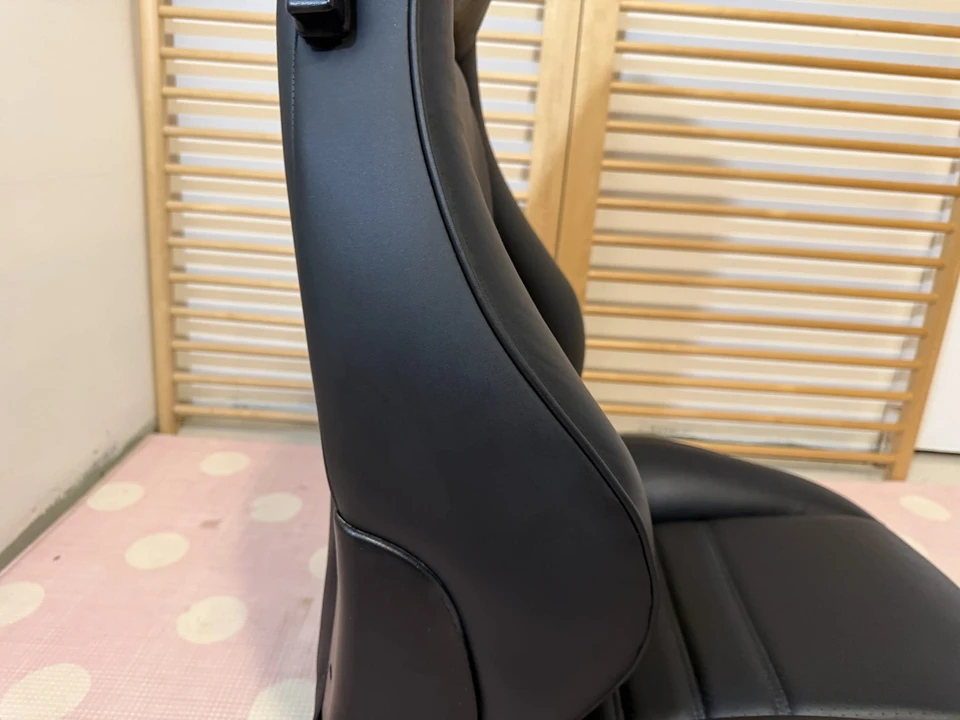 Parts & Memorabilia Seats & Interior - Image 31 of 31