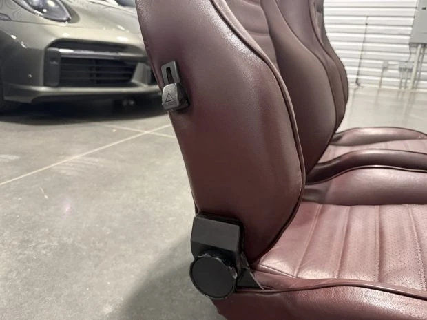 Parts & Memorabilia Seats & Interior - Image 3 of 4