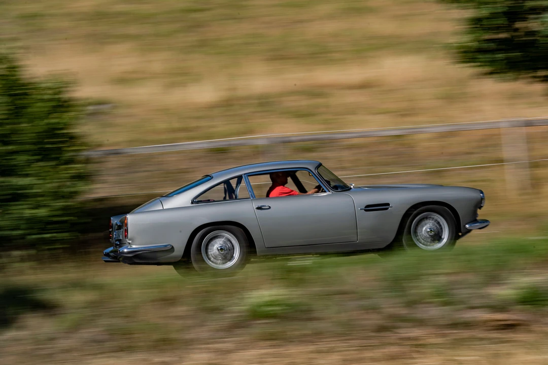Aston Martin DB4 - Image 6 of 31