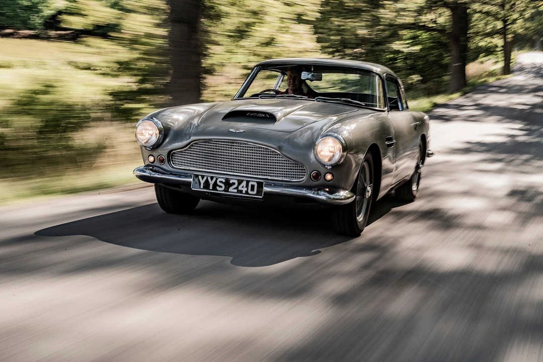 Aston Martin DB4 - Image 5 of 31