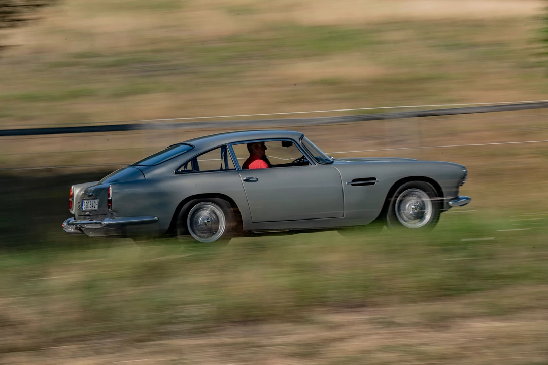 Aston Martin DB4 - Image 30 of 31