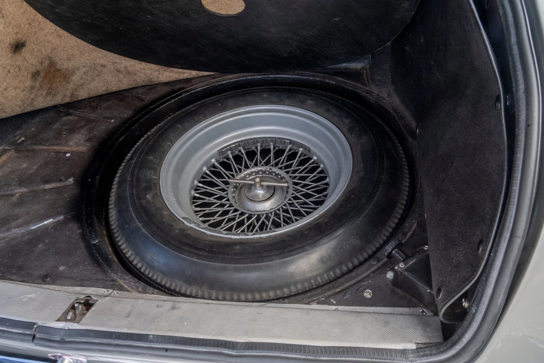 Aston Martin DB4 - Image 18 of 31