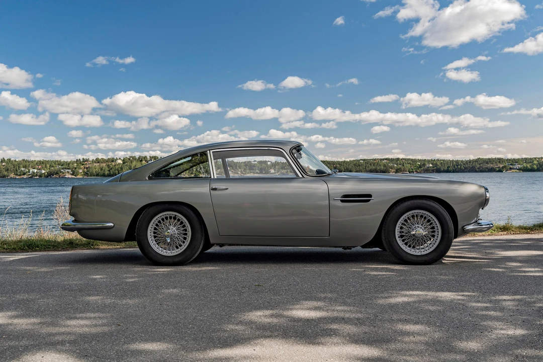 Aston Martin DB4 - Image 9 of 31