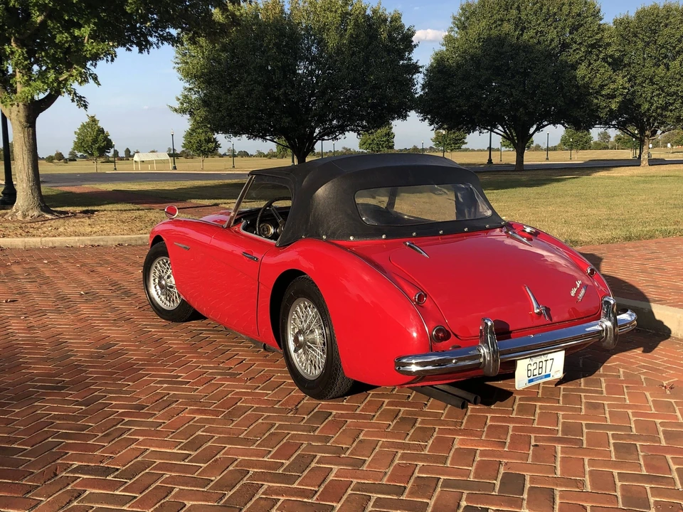 1962 Austin-Healey 3000 Mark II - Image 4 of 10
