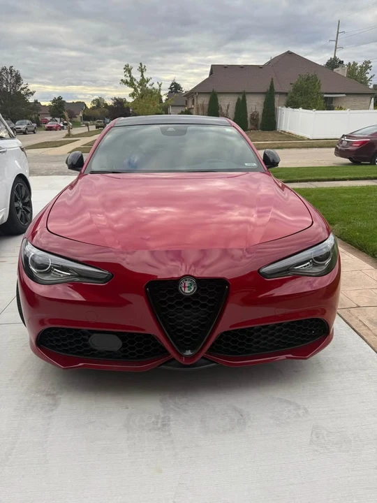 2020 Alfa Romeo Giulia - Image 9 of 10