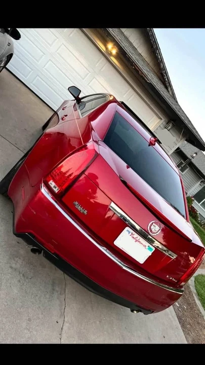 Cadillac CTS - Image 3 of 7