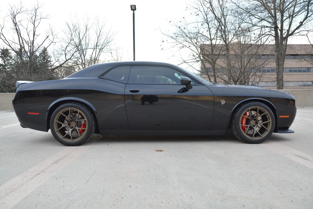 2015 Dodge Challenger SRT Hellcat 3rd Gen - Image 28 of 31